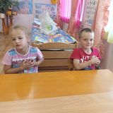 Слушали биение своего сердца.