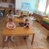 Упражнение 4 "Ласковый мелок".